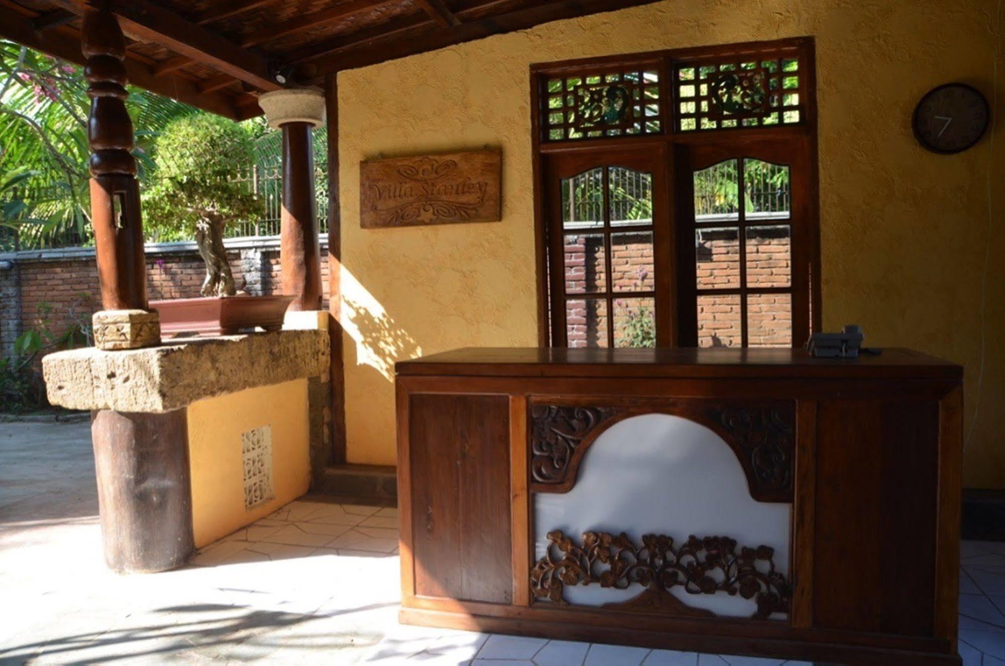 Hotel Stanley Lombok Mataram Exteriér fotografie